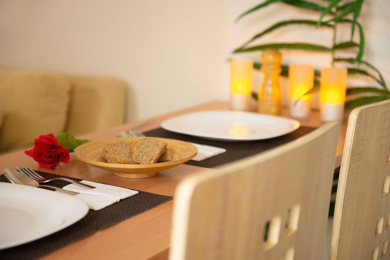 Filopappou Decent Apartment Афины Экстерьер фото