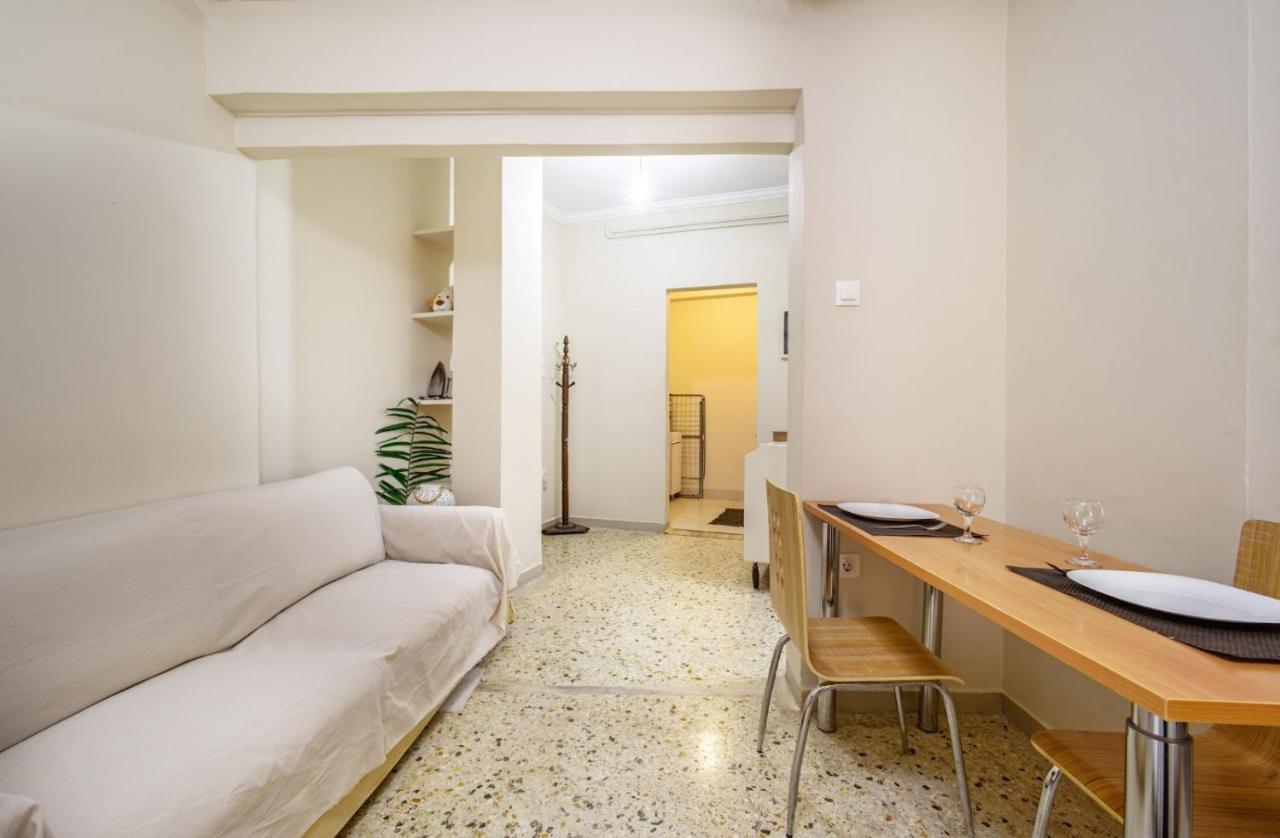Filopappou Decent Apartment Афины Экстерьер фото
