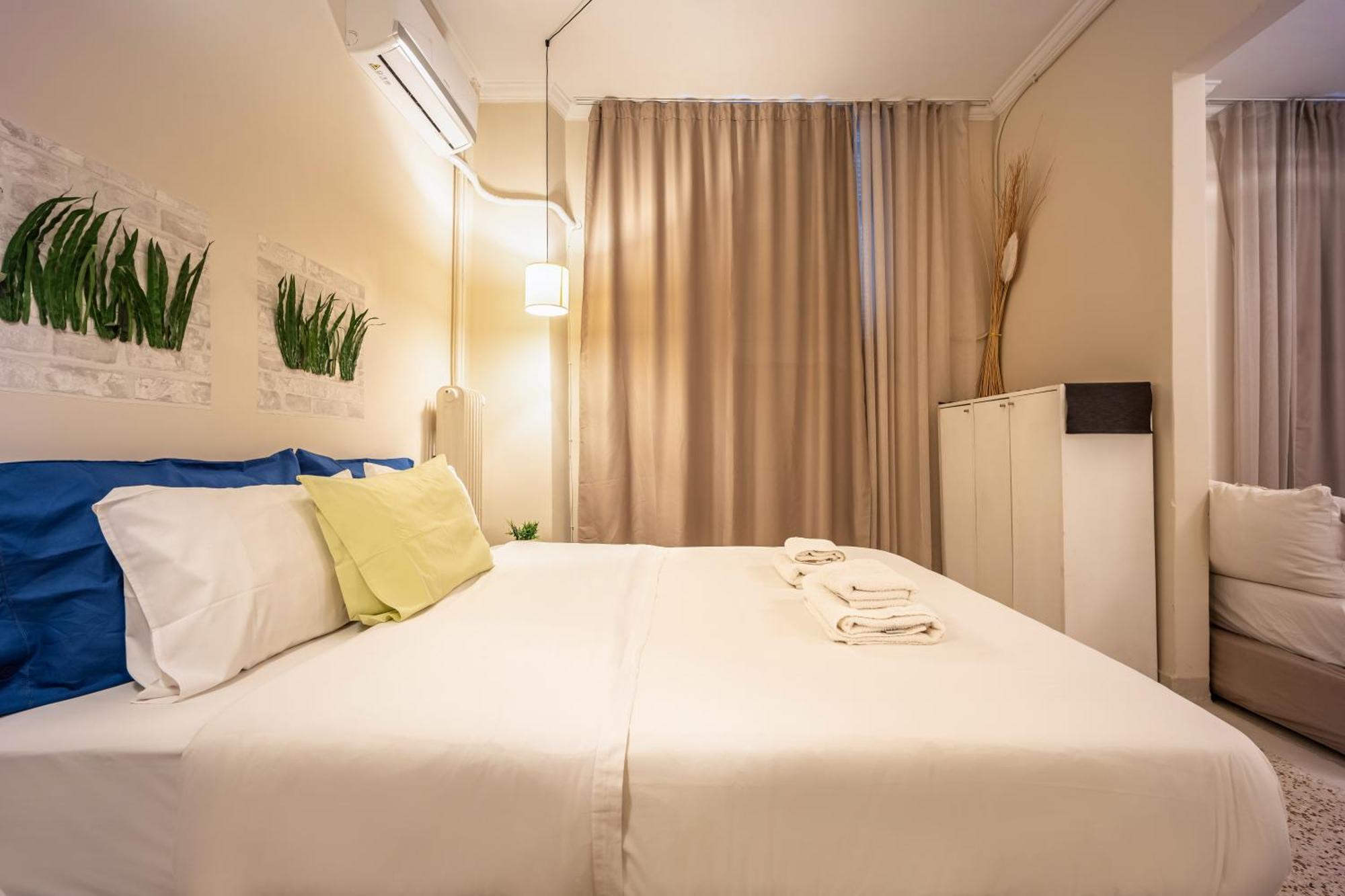 Filopappou Decent Apartment Афины Экстерьер фото